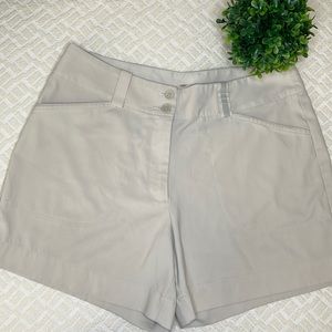 Nike womens drifit golf shorts size small 4.5” inseam